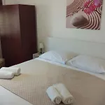 Appartement Kuca Magnolija *