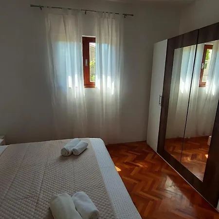 Kuca Magnolija Draga Bašćanska