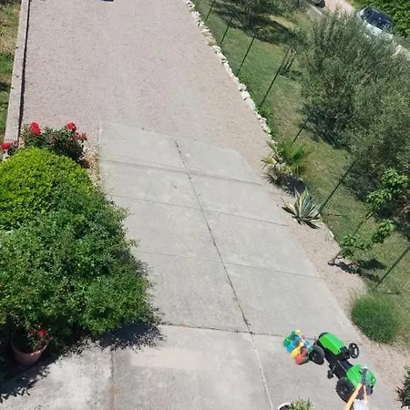 Apartament Kuca Magnolija *