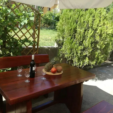 Kuca Magnolija Draga Bašćanska