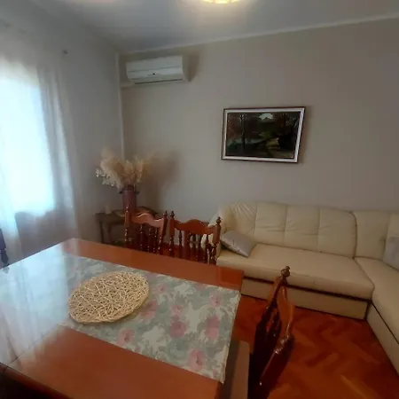 Apartment Kuca Magnolija *