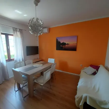 Kuca Magnolija Lägenhet Draga Bašćanska