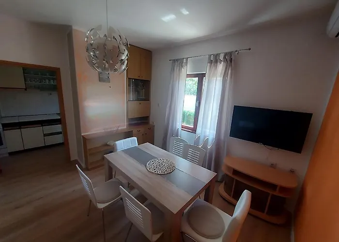 Kuca Magnolija Draga Bašćanska