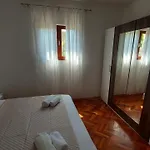 Kuca Magnolija Draga Bašćanska